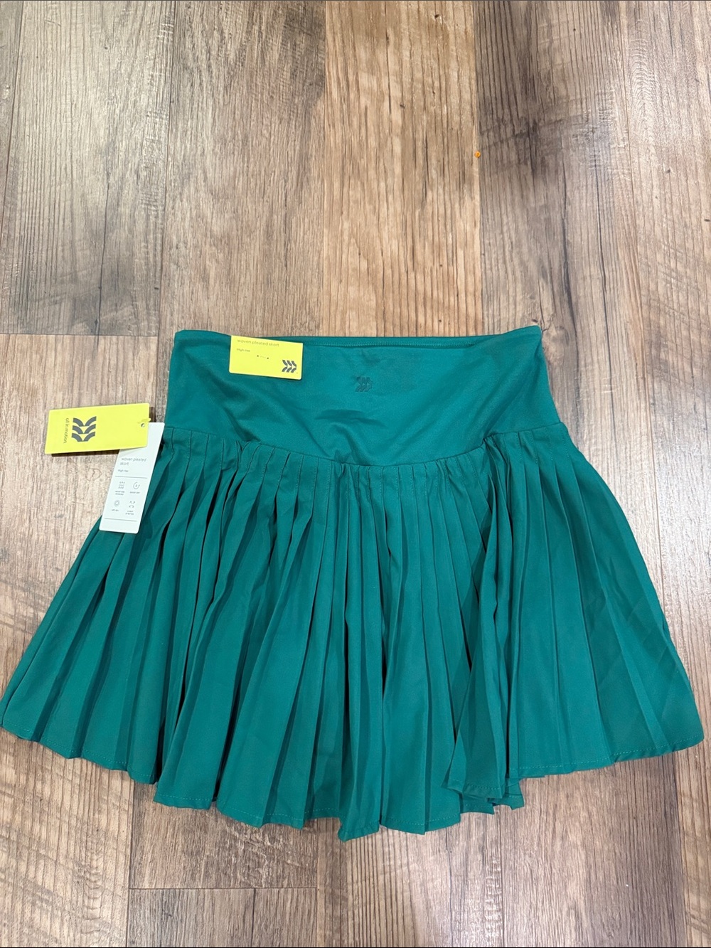 NWT All in Motion Women’s Pleated Dark Green Skort size Small - Picture 2 of 6